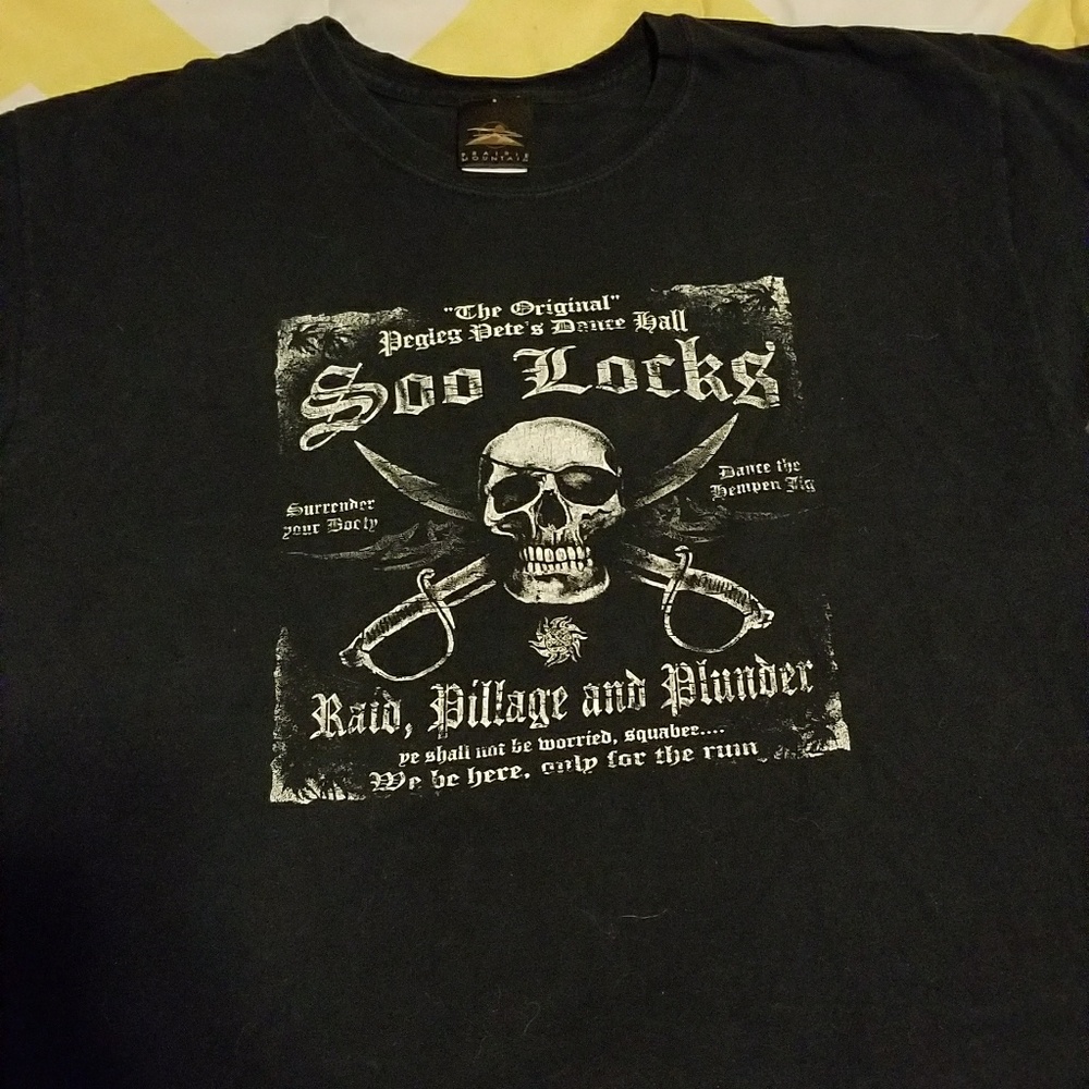 Soo Locks Skull and Crossbones Shirt
